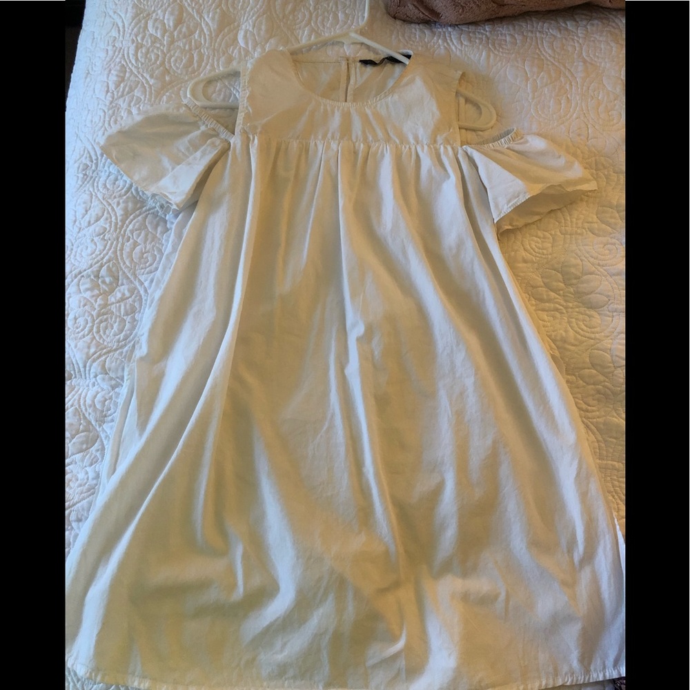 Zara white Cut out shoulder frilly sleeve dress